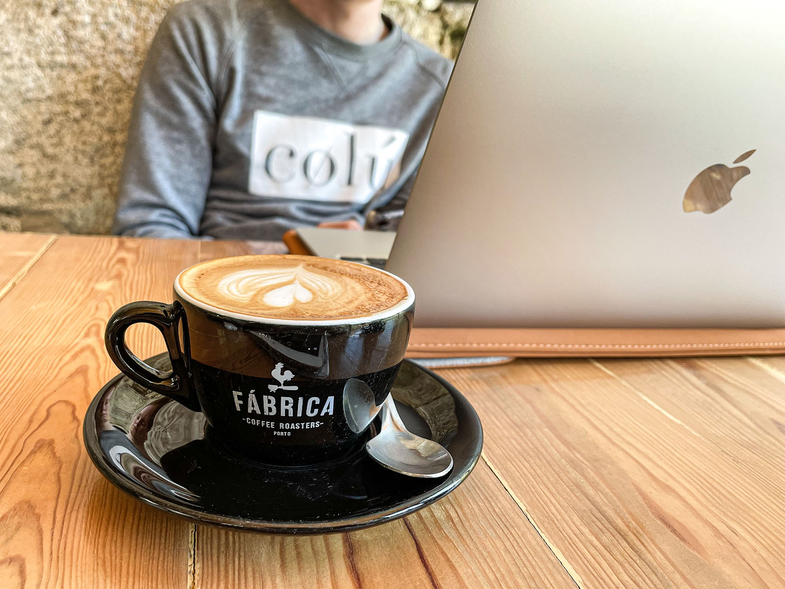 Porto coffee. Порто кофе Зеленоградск. Porto Coffee Калининград.